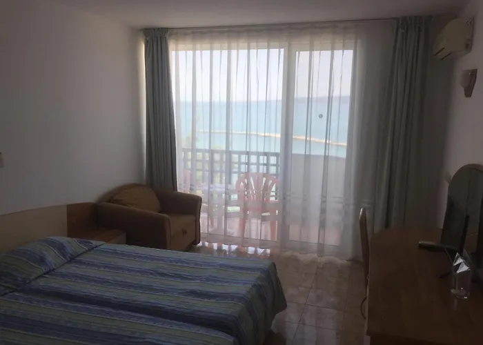 Szálloda Oasis - Access 3*