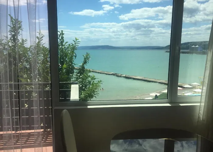 Szálloda Oasis - Access 3*