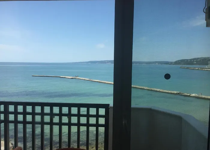 Oasis - Access 3* Balcsik