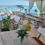 Oasis - Access Hotel 3*