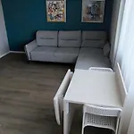 Hotel Oasis - Access