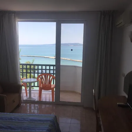 Oasis - Access Hotel Balchik