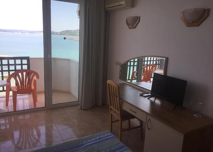 Hotel Oasis - Access 3*